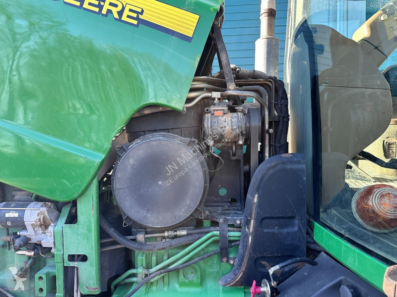 Lantbrukstraktor John Deere 8120 Powershift