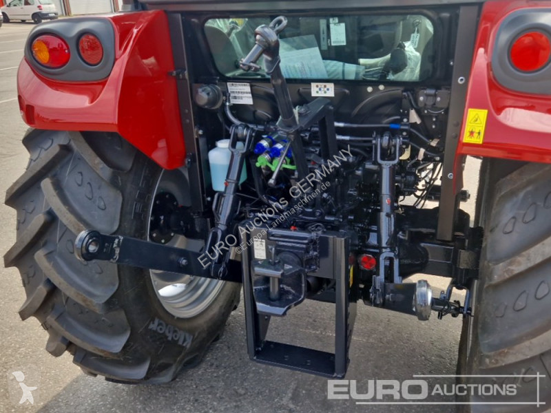 Lantbrukstraktor Case IH Farmhall 75A