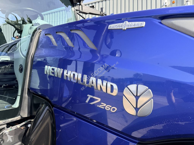 New Holland T7.260 AC Stage V Blue Power tractor