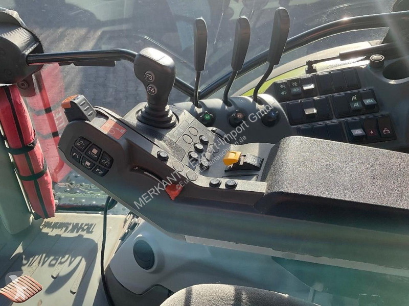 Lantbrukstraktor Claas  Arion 610