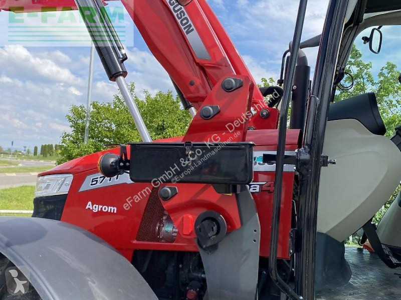 Landbrugstraktor Massey Ferguson  5711 m dyna-4
