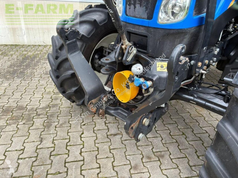 Landbrugstraktor New Holland  t6.140...
