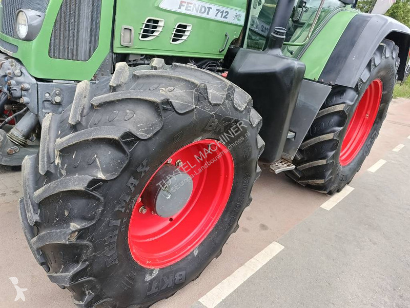 Lantbrukstraktor Fendt 712 Vario TMS fronthef...