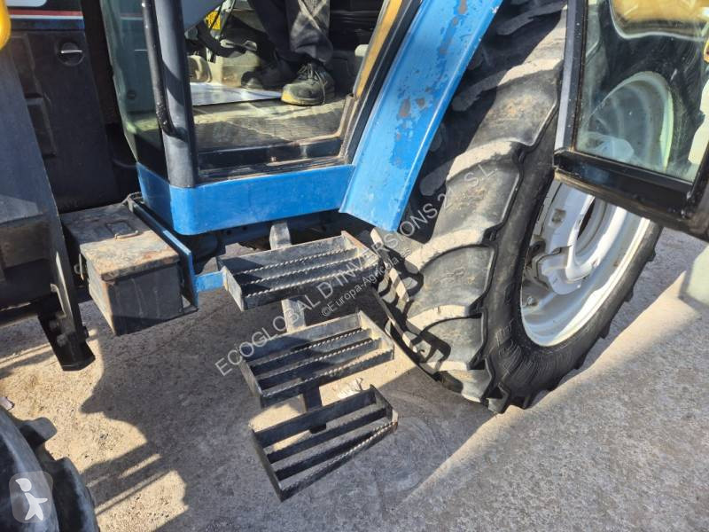 Lantbrukstraktor Ford 6640DT