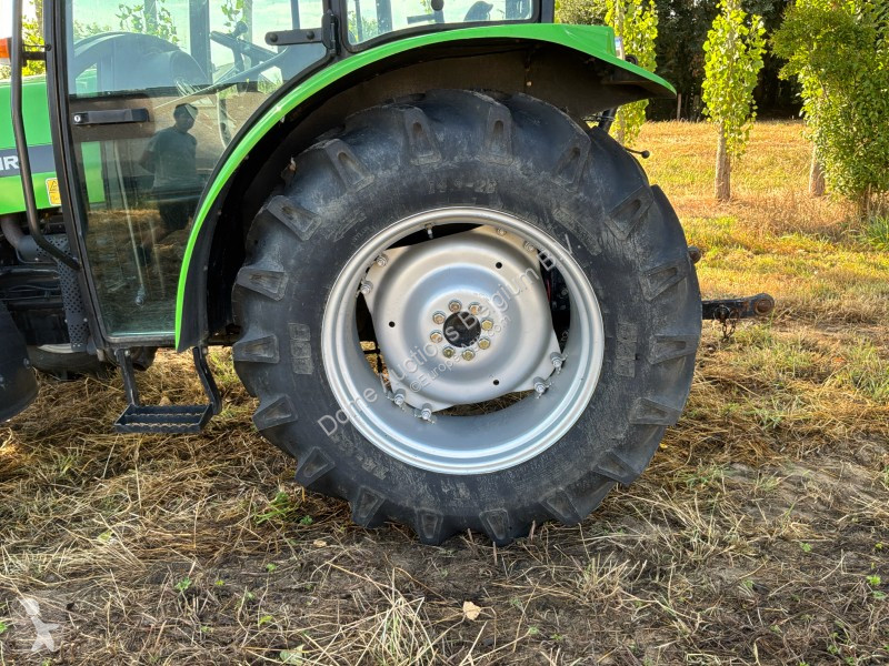 Lantbrukstraktor Deutz-Fahr
