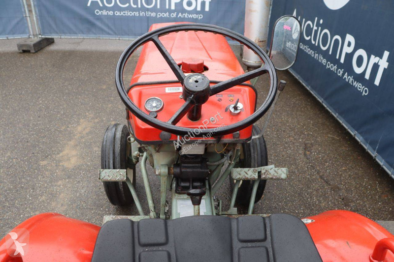 Lantbrukstraktor Yanmar YM1300