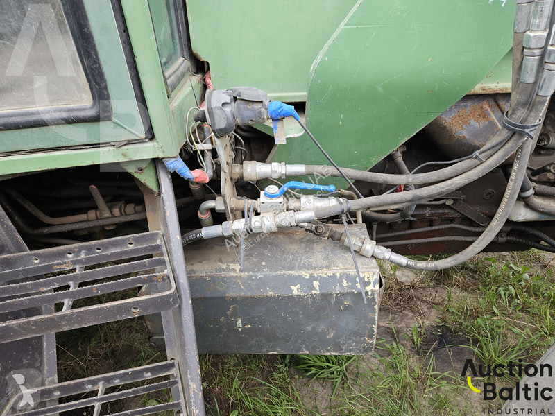 Fendt Farmer 311 LSA tractor