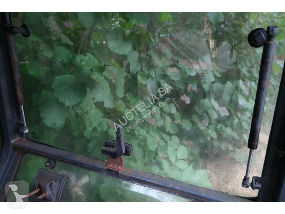 Tractor Kubota B2400D