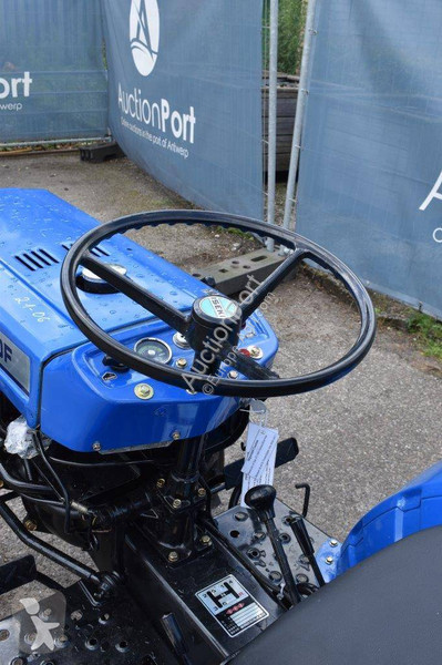 Сільськогосподарський трактор Iseki TX1510F