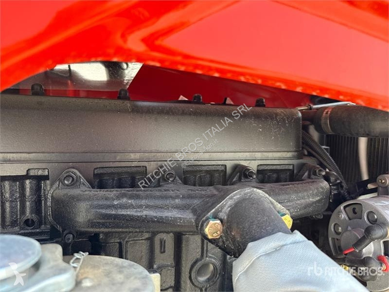 Сільськогосподарський трактор  TT604 4WD...