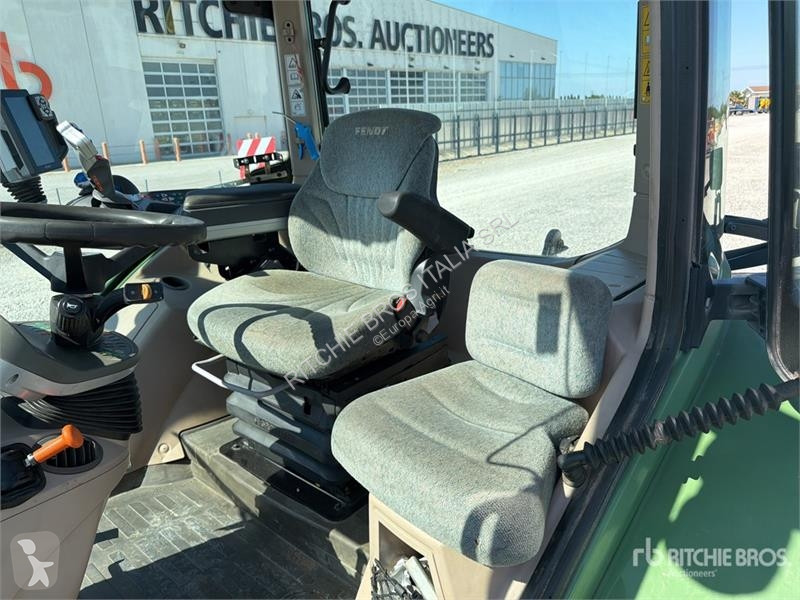 Сільськогосподарський трактор Fendt 724 Vario...