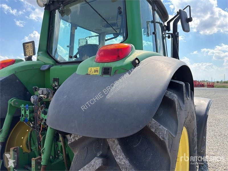 Tractor John Deere 6930 4WD Tractor
