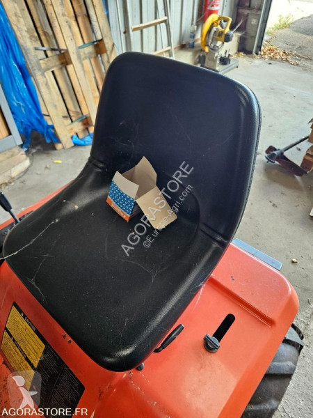 Tractor  G1700