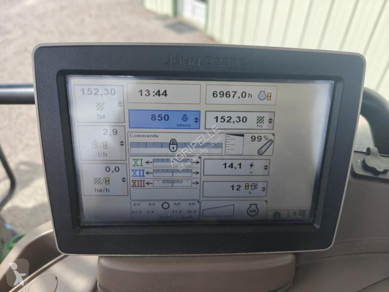 Mezőgazdasági traktor John Deere 6125R