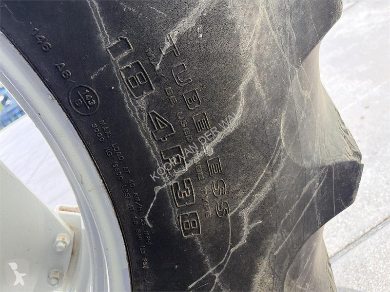 Tractor New Holland 8340 SLE