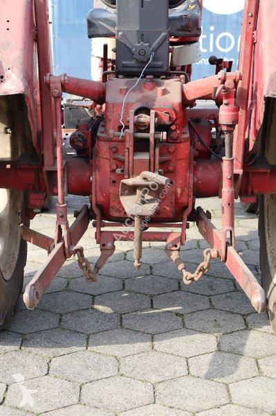 Tractor agrícola Mc Cormick 353