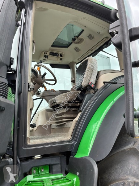Ciągnik John Deere 6230R