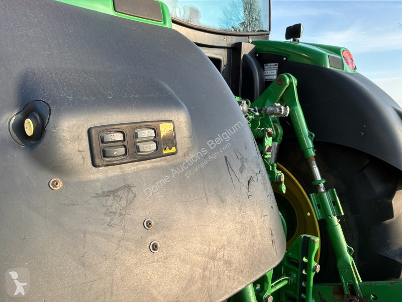 Tractor John Deere 6210R