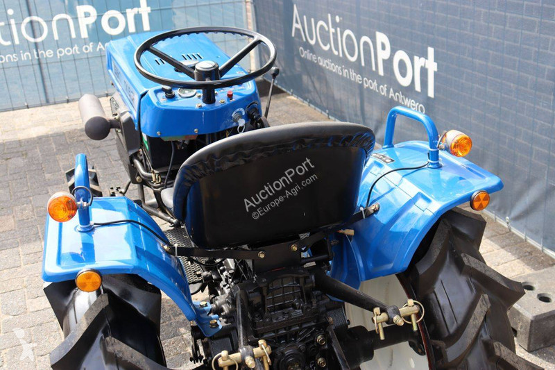 Tractor agrícola Iseki TX1510F