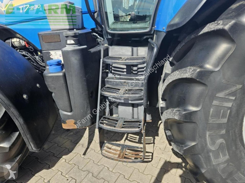 Tractor New Holland  t7.230 autocommand