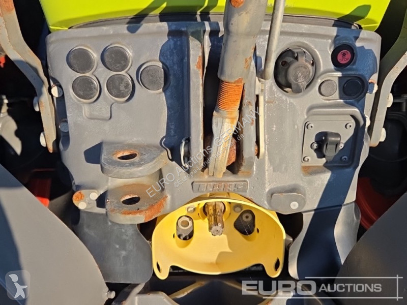 Tracteur agricole Claas Axion 830 CMATIC