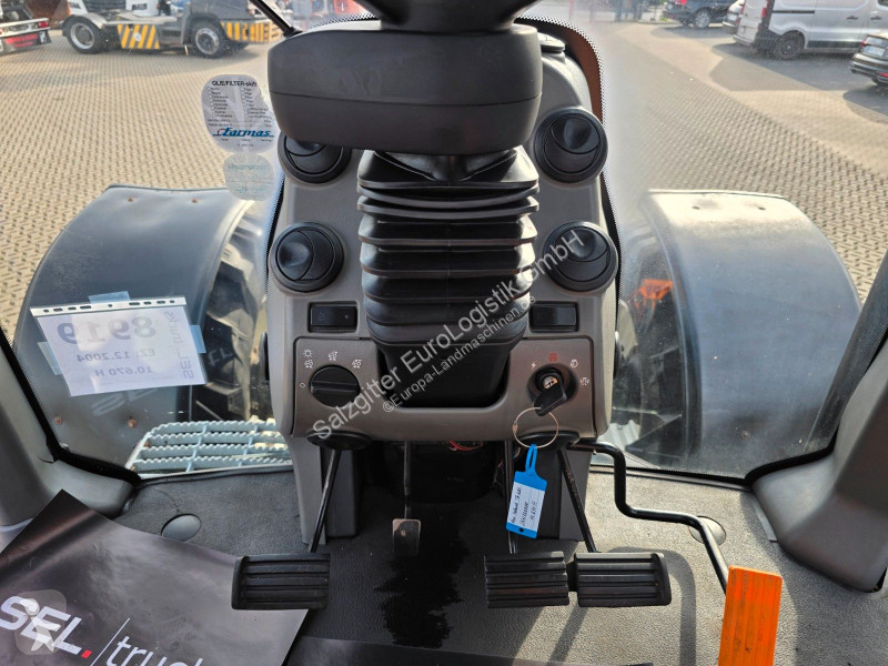Tracteur agricole New Holland TG 230