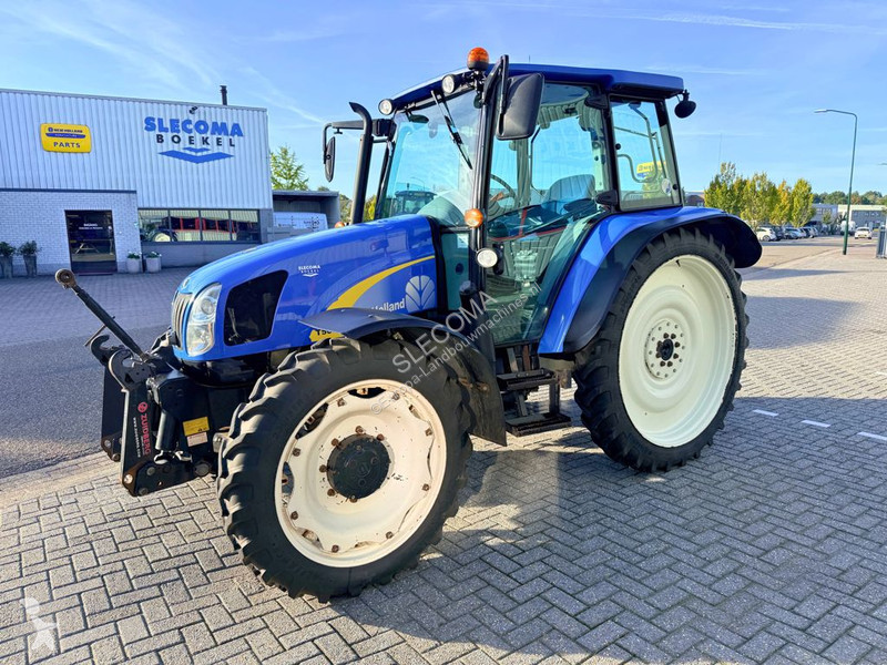 Tracteur agricole New Holland T5050 Cab Shuttle