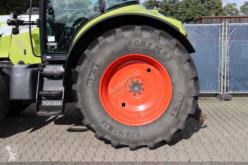 Zemědělský traktor Claas Arion 620
