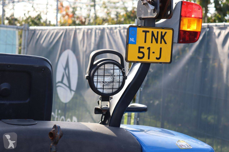 Zemědělský traktor New Holland TC40D