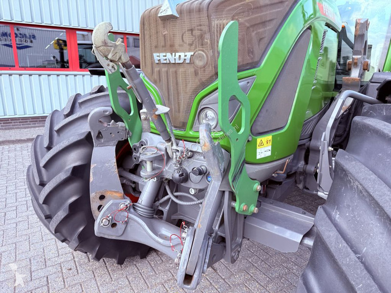 Tractor Fendt 718 Vario PowerPlus ONE