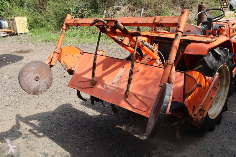 Tractor agrícola Kubota ZB1600