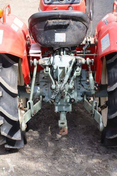 Tractor Yanmar YM1610D