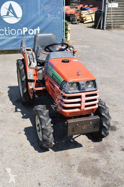 Tractor  CX150