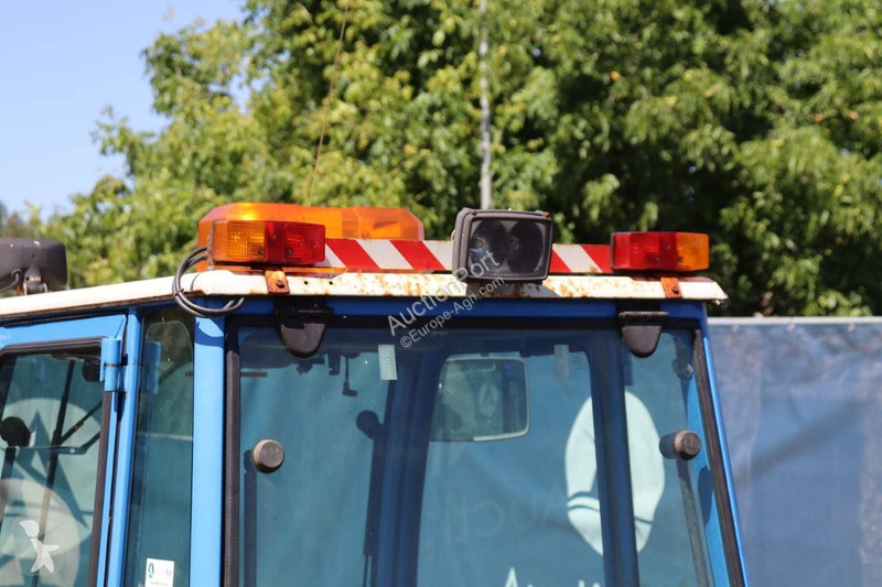Tractor Iseki TF321F