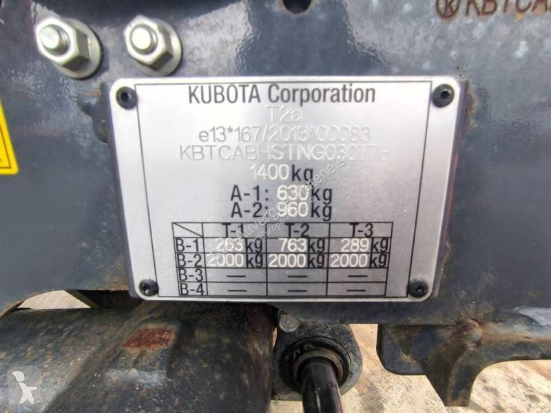 Kubota BX 231 + Chargeur Kubota et Enfouisseur...