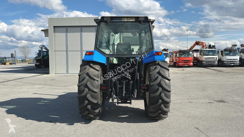 Lantbrukstraktor Ford 8240 4x4