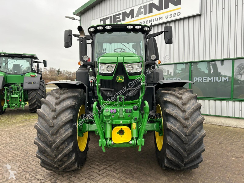 Tractor agrícola John Deere 230