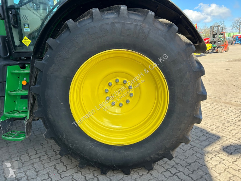 Landbrugstraktor John Deere 6R mit Power Gard