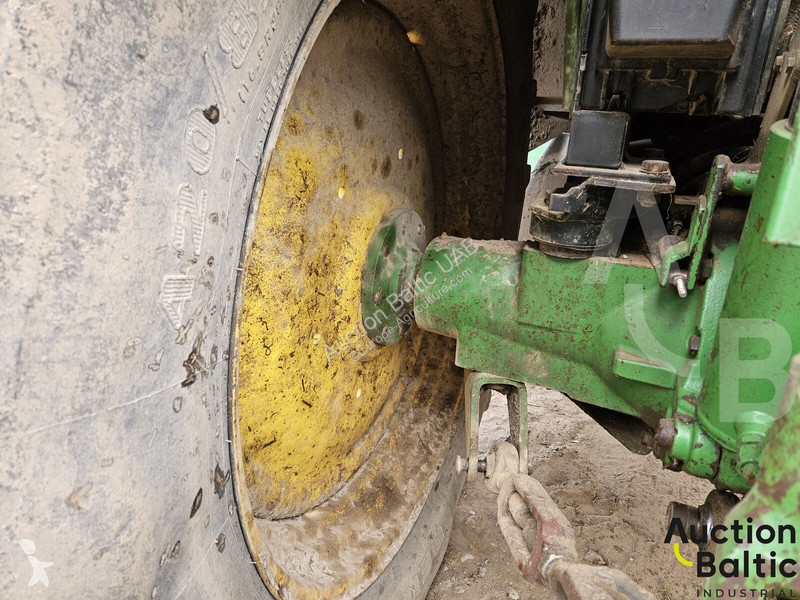 Lantbrukstraktor John Deere 6430