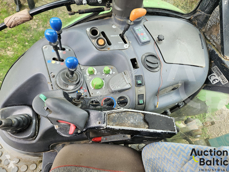 Lantbrukstraktor Deutz-Fahr AGROTRON 200