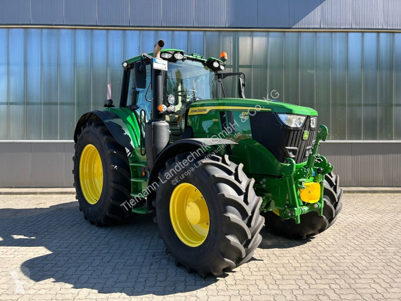 Landbrugstraktor John Deere  6M 200...