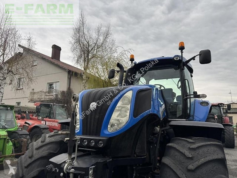 Traktor New Holland  t8.330 ultra command