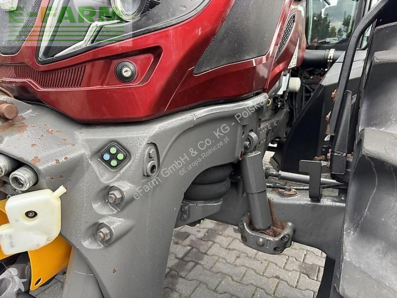 Valtra  t234 versu smarttouch tractor