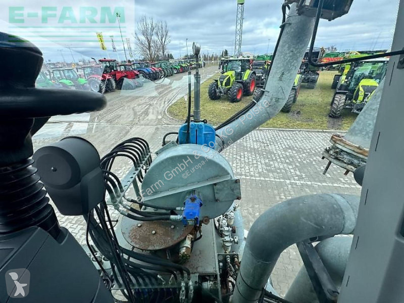 Traktor Claas  xerion 3800 saddle trac + sgt...