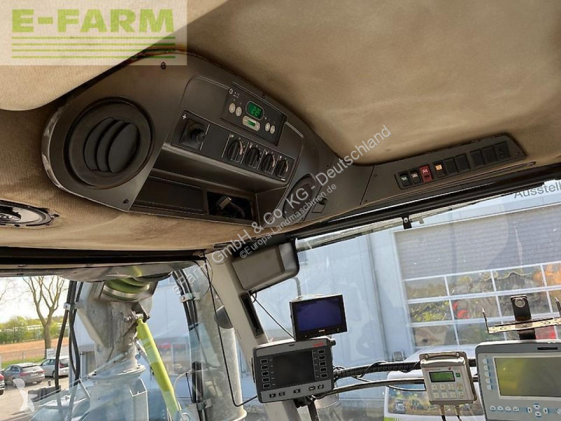 Landbrugstraktor Claas  xerion 3800 saddle...
