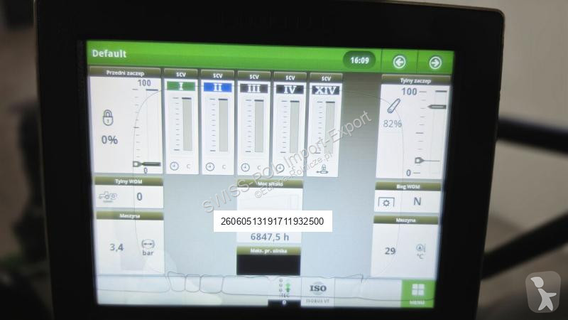 Traktor John Deere 6215 R