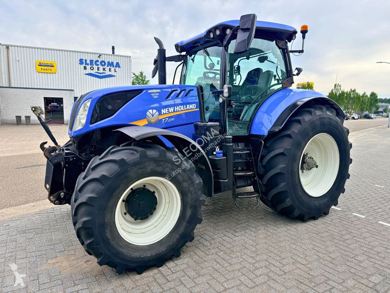 Lantbrukstraktor New Holland T7.230 AC MY18 T4B