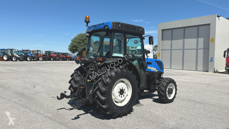 Lantbrukstraktor New Holland T4.100LP 4X4