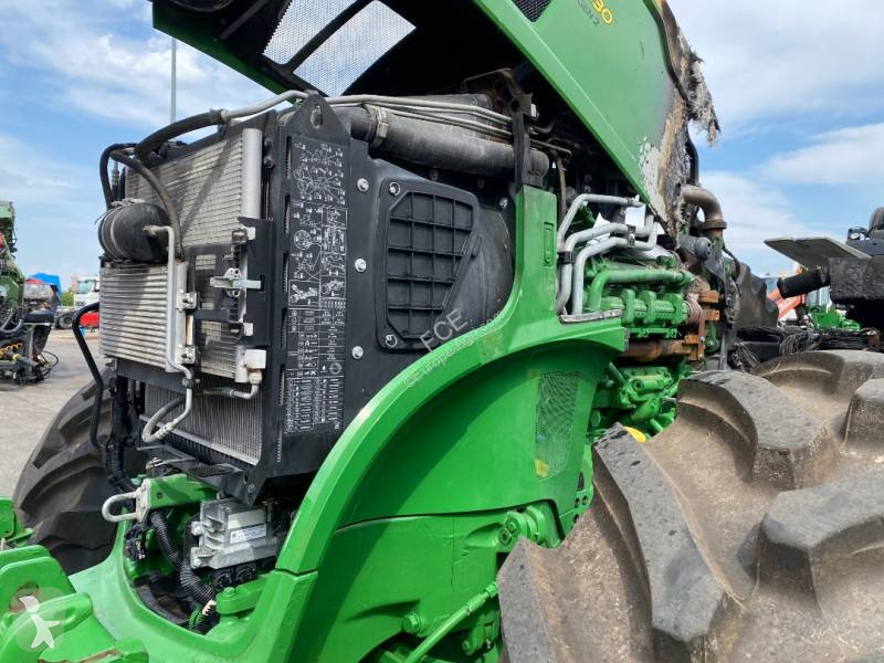 Lantbrukstraktor John Deere 7R330...