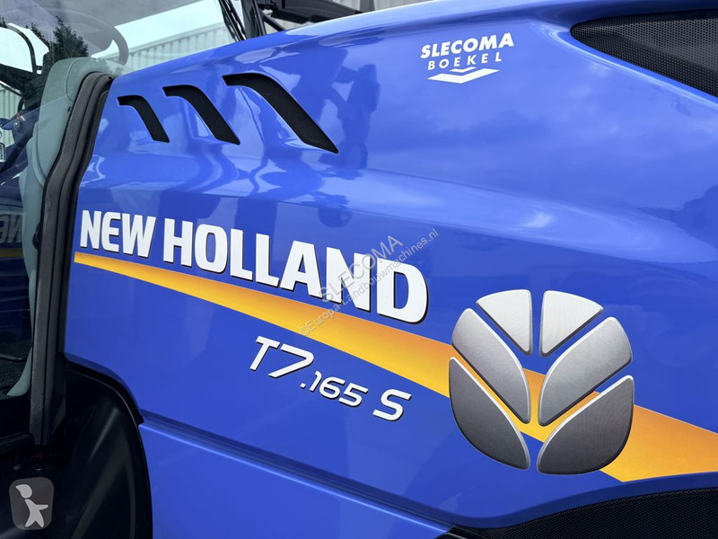 New Holland T7.165S Range Command tractor